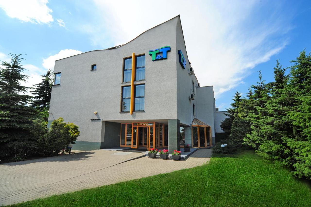 Hotel T&T Poznań Esterno foto